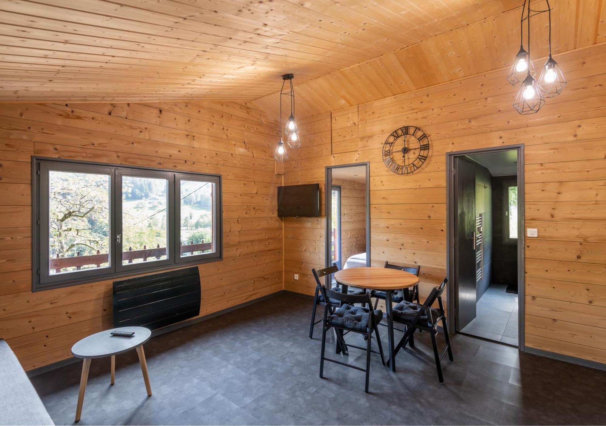 Chalet Du Faubourg & Jacuzzi, Proximite Gerardmer & La Bresse Rochesson Buitenkant foto
